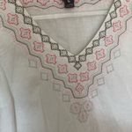 Eddie Bauer Embroidered Blouse White Petite Medium Photo 3