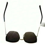 Guess  sunglasses women’s abstract shaped. NWT Photo 1