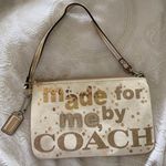 Coach Wristlet Photo 0
