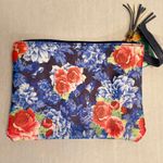 The Pioneer Woman Heritage‎ Floral Cosmetic Bag Blue Photo 2