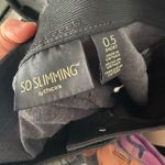 Chico's So Slimming by Chico’s Women’s 0.5 Short Gray Pants Stretchy Photo 5