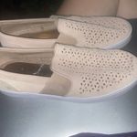 Vionic  Kano performed suede sneakers size 8 Photo 5