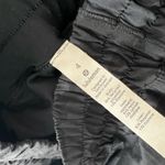 Lululemon  Track That 3" Size 4 Camo Pattern  Photo 3