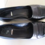 Joan & David  Black Flats - Size 8 Photo 4
