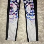 Athleta Disco Geo Sonar Capri leggings Photo 5