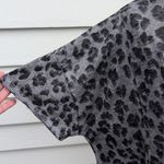  Oversized Animal Print V-Neck Top | Lucky Brand Short Sleeve Shirt Photo 2