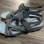 Baretraps  Gray Strappy Sandals with Blue Footbed Photo 3
