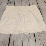 Hollister  California White Lace Mini Casual Skirt Size Large EUC #4163 Photo 3