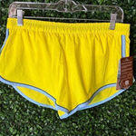 Rabbit Women’s Aurora Repeat Yellow Shorts Size Medium NWT 2 Inch Inseam Photo 0