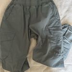 Mountain Hardwear  Gray Cascade Pass Cargo Pants Women’s Small Pull On Jogger Photo 0