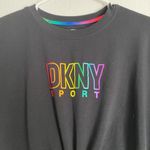 DKNY sz VARIOUS SIZES Women's Pride Logo Knot Front T-shirt In Black Photo 4