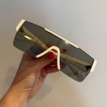 Burberry  Sunglasses Photo 0