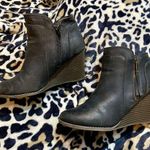 Maurice's MAURICE’S “Becca” wedge ankle boot, size 8 Photo 0