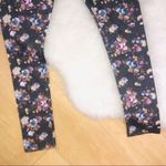Jessica Simpson  fall and winter gray comfy floral leggings size M Photo 1