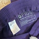 FIGS Scrubs Set Photo 3