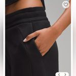 Lululemon  scuba shorts black size 0 Photo 3
