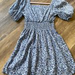 Old Navy floral smocked waist defined puff sleeves Size extra small Photo 4