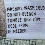 Appa’renza (Vintage) XL 3/4 Sleeve Button Front with a Button cuff Photo 6