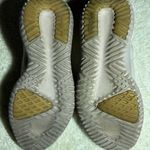 Adidas  Tubular Purple Women's Shoes Size 5 Photo 6