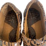 Born BOC Peggy Clogs Women Size 6.5 M Brown Tooled Leather Suede Embossed Shoes Photo 6