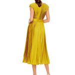 Mac Duggal  26483 Pleated Chartruese Belt Dress Size 6 NWT MSRP $338 Photo 1