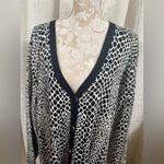 Isaac Mizrahi  Live Cardigan Women’s 2X Black White Geometric Button Front Photo 2