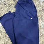 FIGS Scrubs Set Photo 2