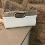 Clutch Sleek White and Silver Clutch with Modern Design Photo 3