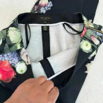 Ted Baker  Baynar Kensington Floral Ankle Grazer Trouser Pants in Black size 2 Photo 6