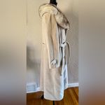 Winter Coat Wool Cashmere Orig Ret. $3000 (1980)
Vintage De Mar’s Tan Size M Photo 4