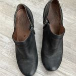 Dansko  Women’s Sz 39 / US 8.5 Heeled Black Leather Clog Booties Photo 4