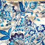 David Loren| White/blue flower print pencil skirt with belt loops & back slit White Size 12 Photo 1