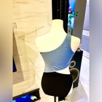 NWOT Womens’ One Photo 5