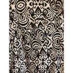 Rebecca Malone  Black & White Print Top – Size XL – Tab Sleeves & Pockets Photo 3