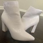 SheIn White Boots Photo 0