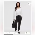 Lululemon Dance Studio Mid-Rise Jogger – Size 6 - Black Photo 6