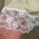 Vintage Miss Elaine Pastel Yellow Floral Embroidered Nightgown Robe Nylon Medium Photo 7