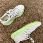 New Balance  Shoes Running Photo 2