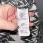 Jolt Black and White Geometric Zig Zag Hooded Poncho Vest Women's Large Photo 3