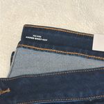 Old Navy -Mid-Rise Kicker Boot-Cut Jeans NWT Photo 3