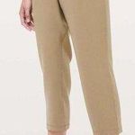 Lululemon  On the Fly Crop *Woven 23" in Frontier Tan Photo 0