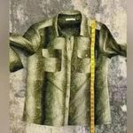 Notations Women’s Green  Buttons Down Photo 1