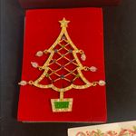 Avon 2005 2nd Annual Goldtone Rhinestone Clear Dangle Bulb Christmas Tree Brooch Gold Photo 0