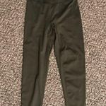 Gymshark Green Elevate Leggings Size Medium Photo 2