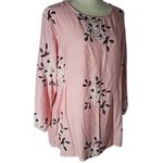 Kindred plus size blouse. Embroidered top.. Photo 2