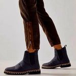 Free People NEW! Women's Atlas Puffer Chelsea Boot 38.5 (Size 8 Women’s) Photo 1