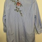 ZARA  Woman Blue Striped Embroidered Floral Button Down Shirt Size S Photo 4