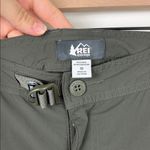 REI Hiking Pants Women’s Size 10 Green Convertible Outdoor Active Belted Pockets Photo 2