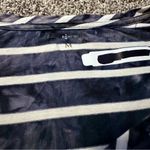 Source Unknown Blue and White Striped Short Sleeve Tee (R1) Photo 2