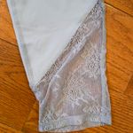 Fabletics Brogan Powerhold Leggings – Gray Floral Lace Panel Capri – Size M Photo 5